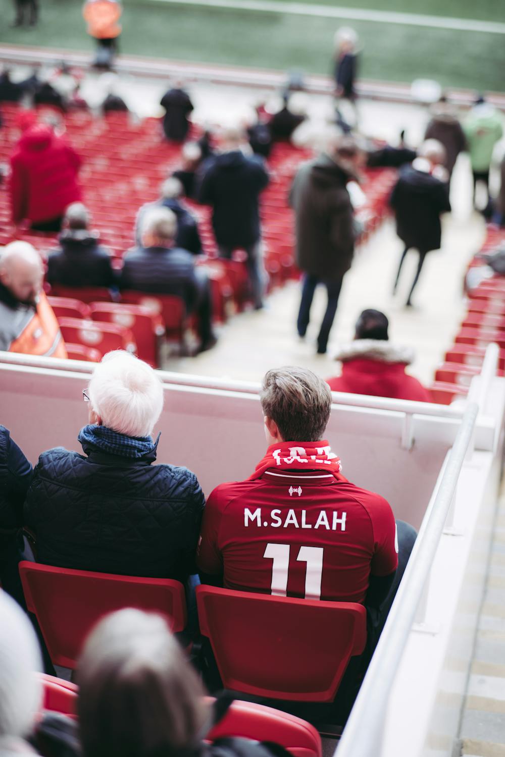 Half-Time Live Analysis: Adjusting Football Predictions at the Break